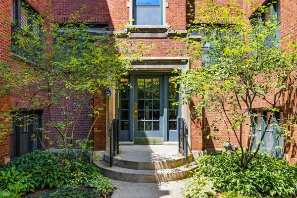 3126 W Carmen Avenue #3, Chicago, IL 60625