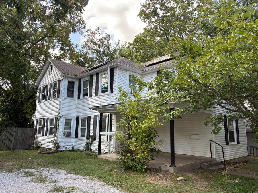 417 N Johnson Avenue, Mount Vernon, IL 62864 - #2