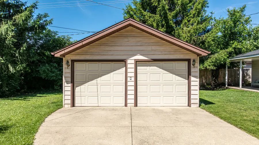 1952 Manchester Avenue, Westchester, IL 60154 - #2