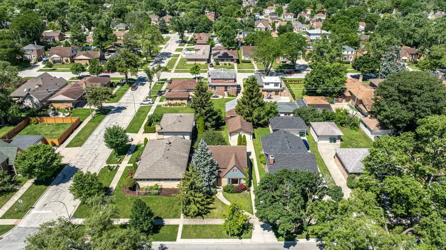 1952 Manchester Avenue, Westchester, IL 60154 - #3