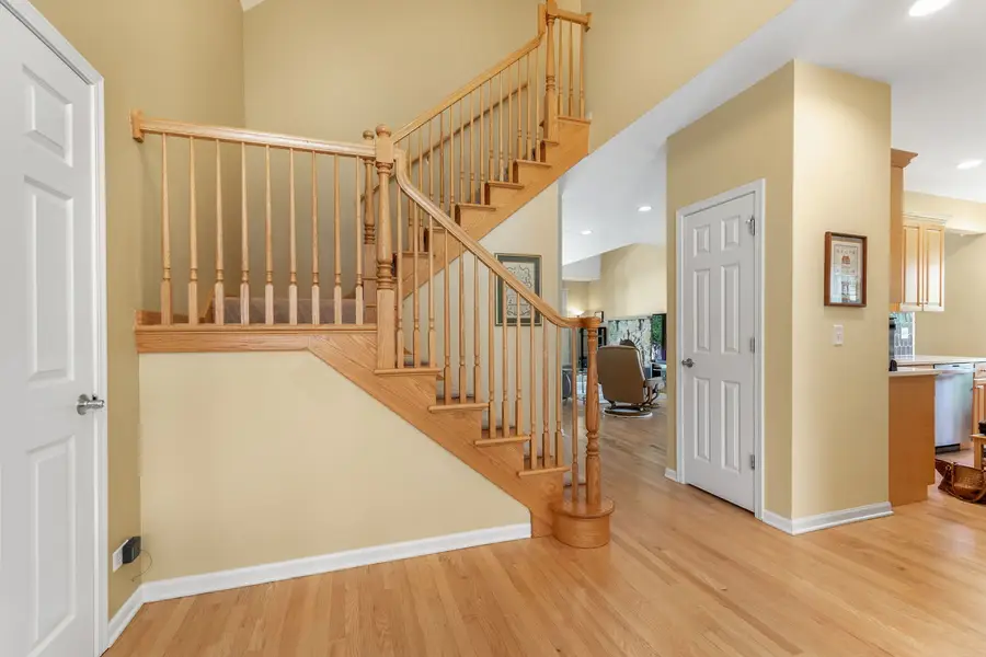 29w511 Cerny Circle, Warrenville, IL 60555 - #2