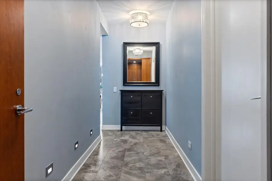 501 N Clinton Street #1304, Chicago, IL 60654 - #3