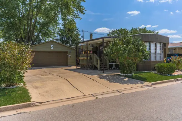 1340 13th Street, Bloomington, IL 61704