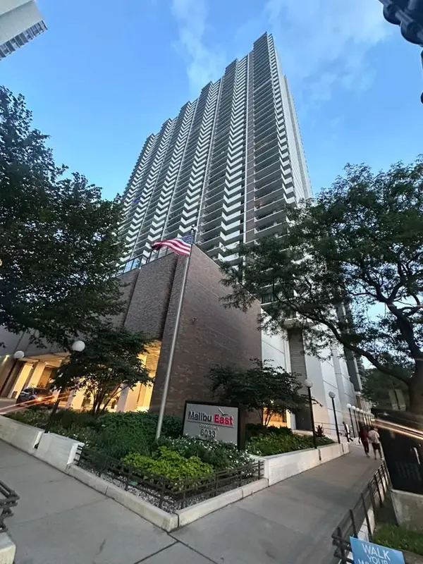 6033 N Sheridan Road #39E, Chicago, IL 60660