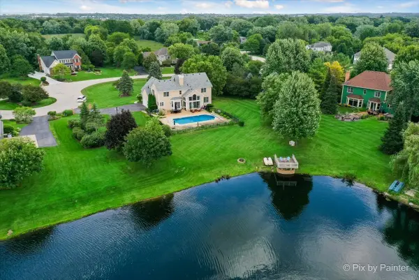 7N494 Foxglove Court, St. Charles, IL 60175