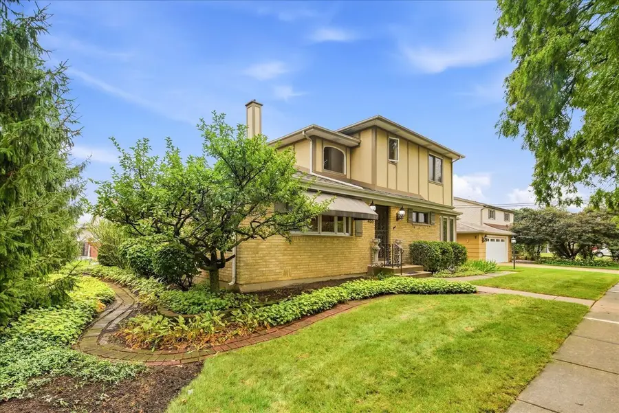 455 N Joyce Street, Lombard, IL 60148 - #3