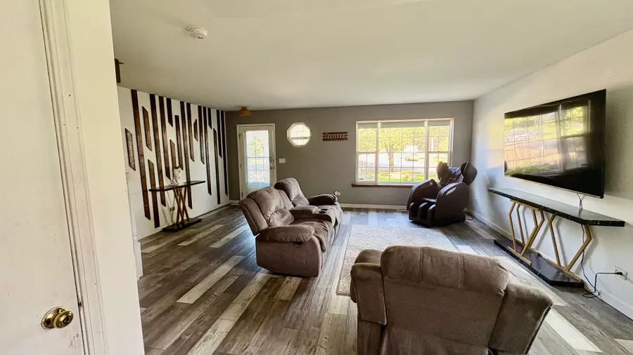 1178 Golden Oaks Parkway, Aurora, IL 60506 - #3