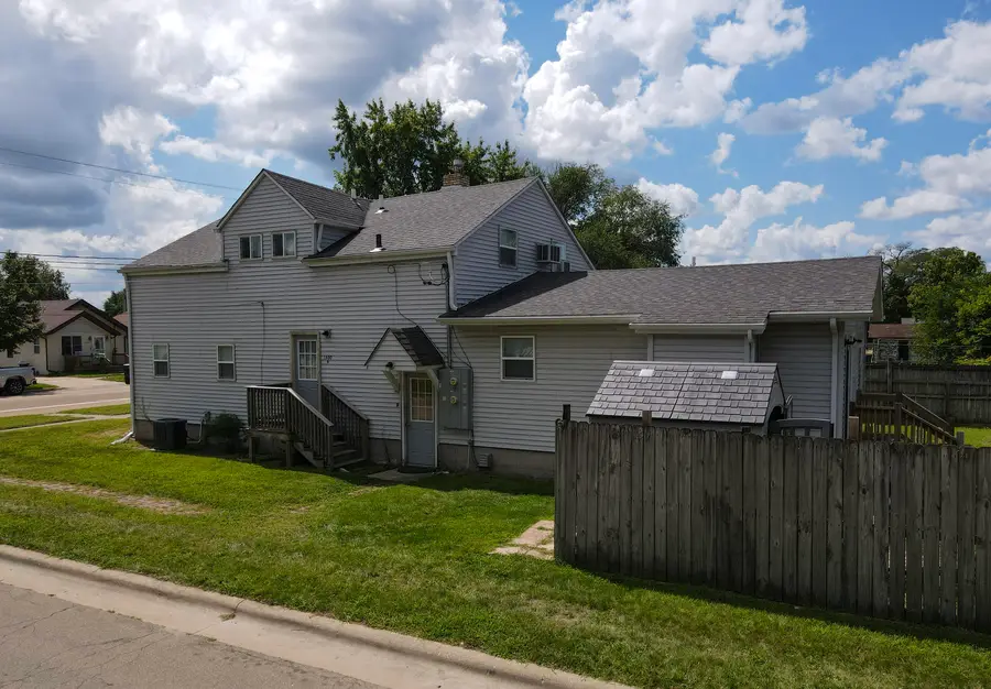 1600 W Main Street, Ottawa, IL 61350 - #3