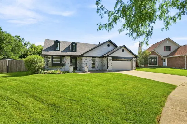 326 Homewood Drive, Bolingbrook, IL 60440