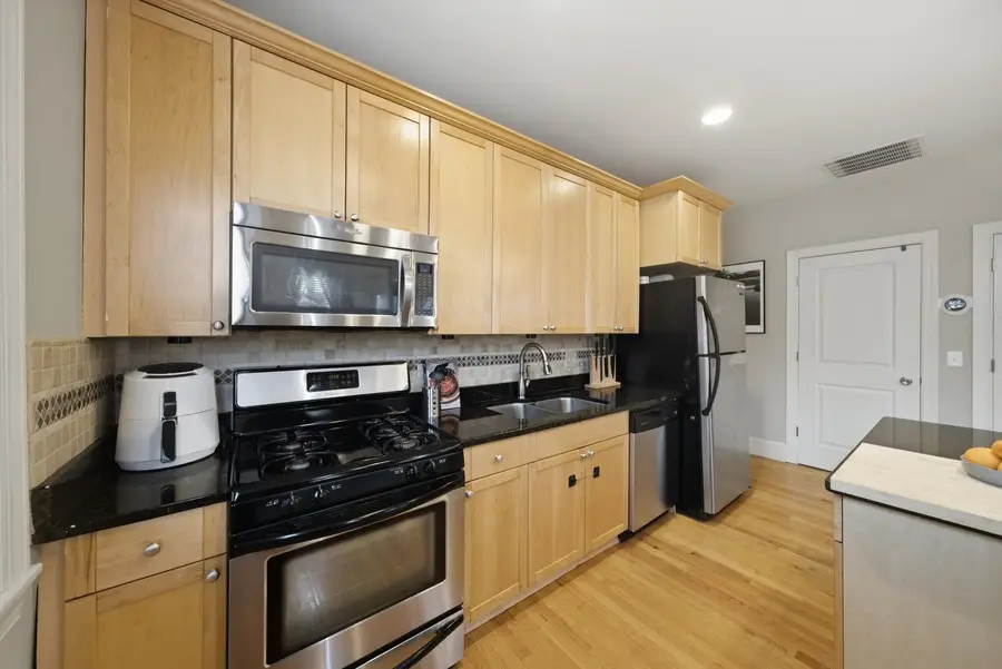 Address Withheld By Seller, Chicago, IL 60626 - #2