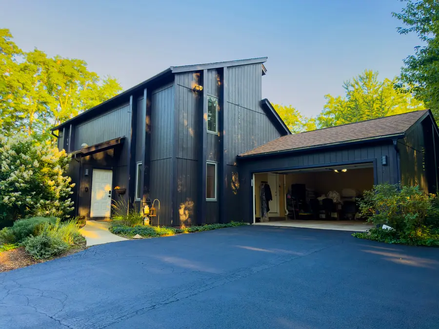 37W271 Weld Road, Elgin, IL 60124 - #2