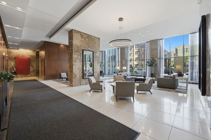 655 W Irving Park Road #3404, Chicago, IL 60613 - #3