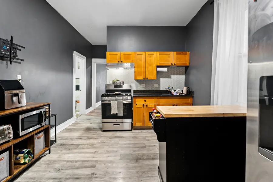 1508 N Monticello Avenue, Chicago, IL 60651 - #3