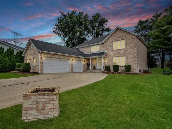 1212 Grove Avenue, Addison, IL 60101