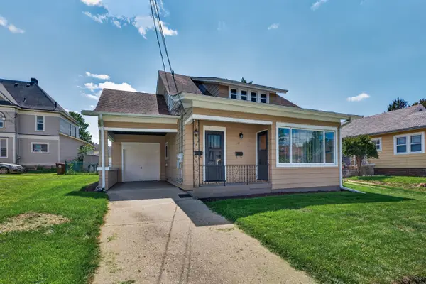 110 W 3rd Street, Belvidere, IL 61008