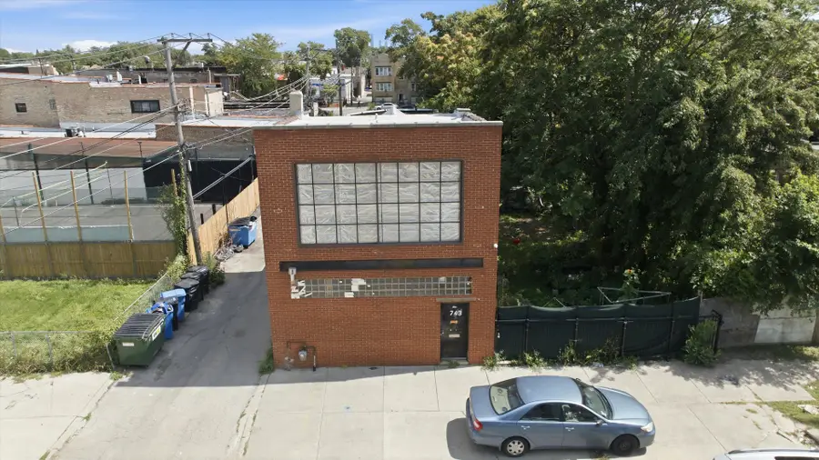 743 N Avers Avenue, Chicago, IL 60651 - #2