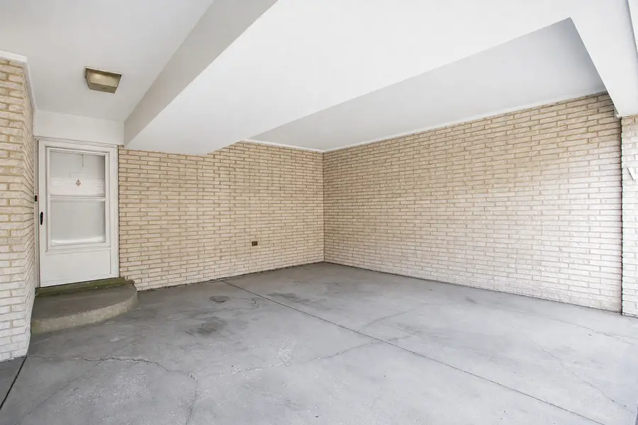 2846 W Touhy Avenue #H, Chicago, IL 60645 - #2