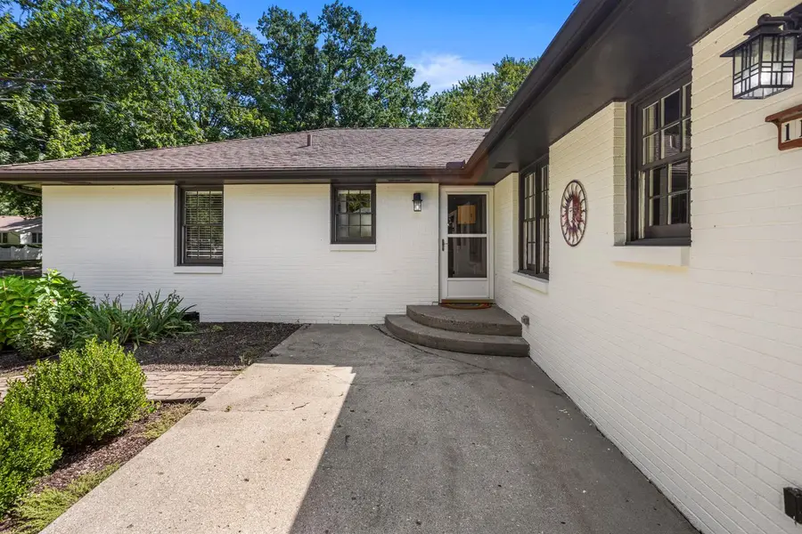 1107 Foothill Drive, Champaign, IL 61821 - #3