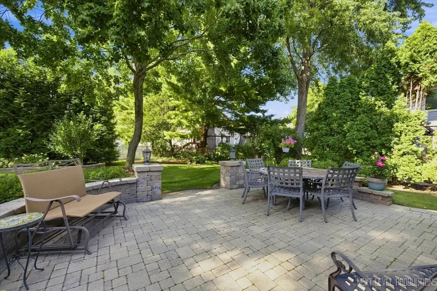 1129 Sunnybrook Drive, Naperville, IL 60540 - #3