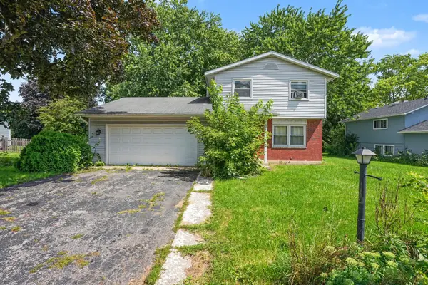 1055 Belle Plaine Avenue, Gurnee, IL 60031