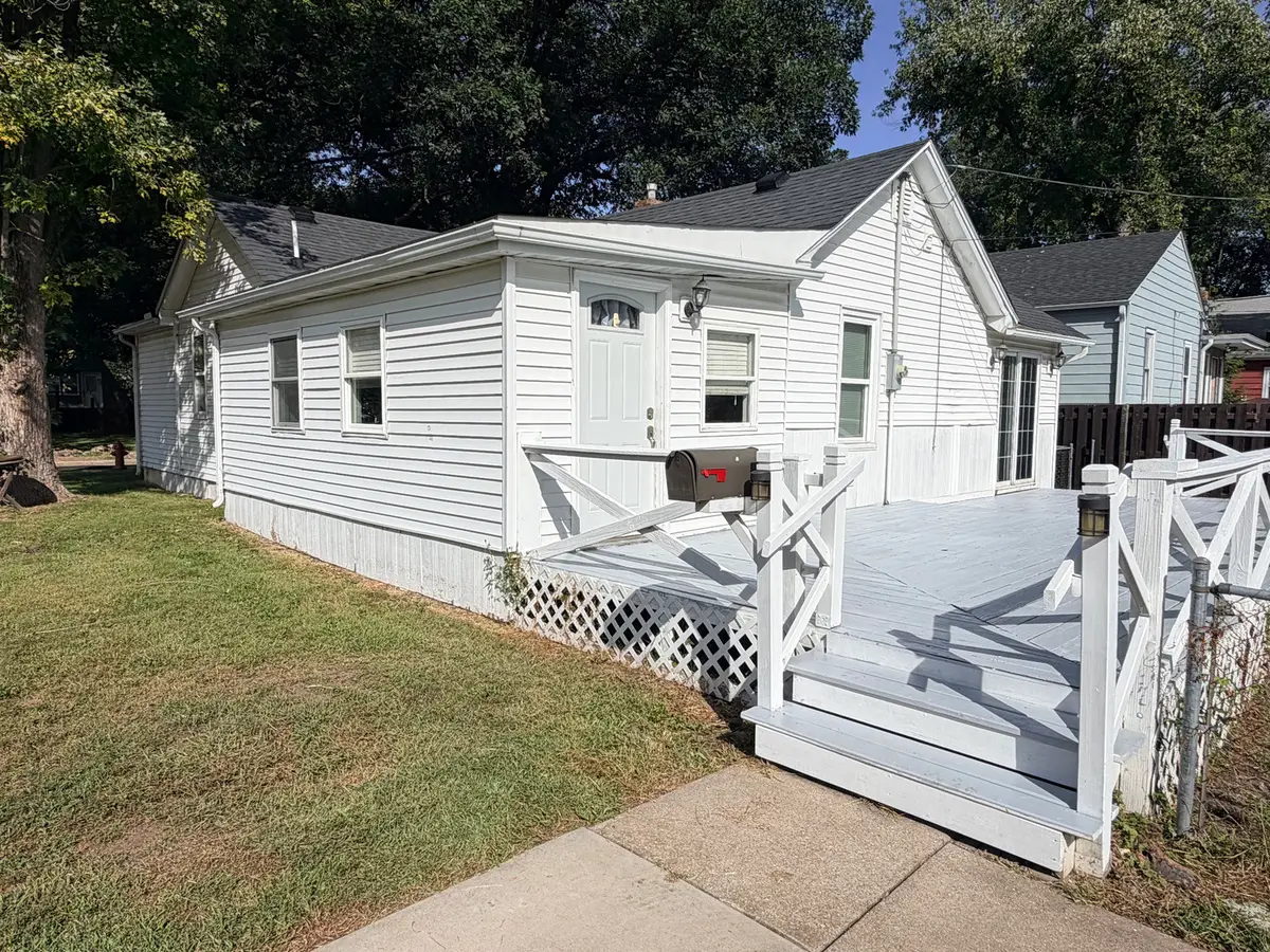 811 S Monroe Street, Streator, IL 61364 - #1