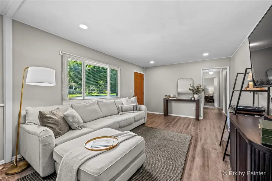 805 Dawes Avenue, Wheaton, IL 60189 - #2