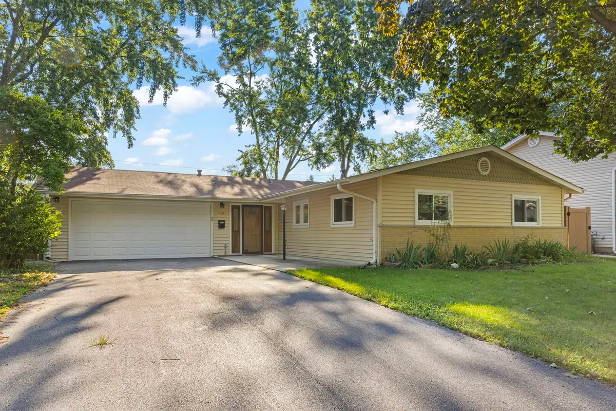 7101 Edgebrook Lane, Hanover Park, IL 60133 - #1