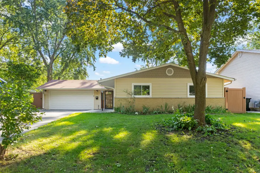 7101 Edgebrook Lane, Hanover Park, IL 60133 - #2