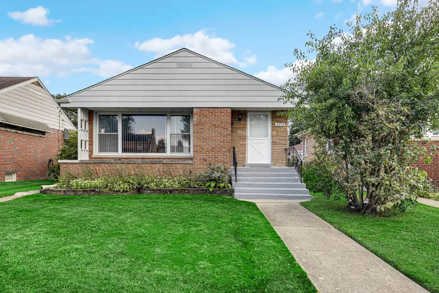 5253 Davis Street, Skokie, IL 60076 - #2