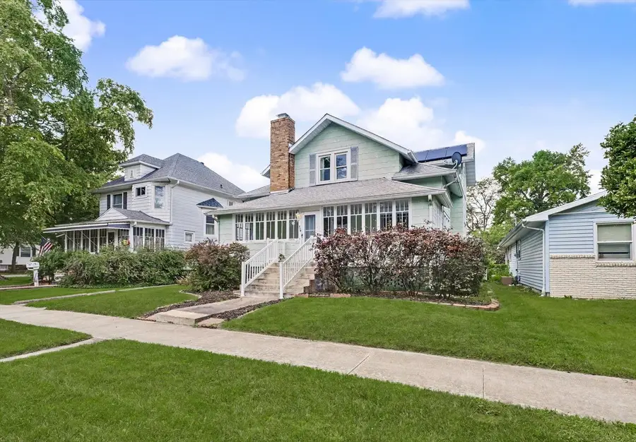 110 S Richman Street, Villa Grove, IL 61956 - #2