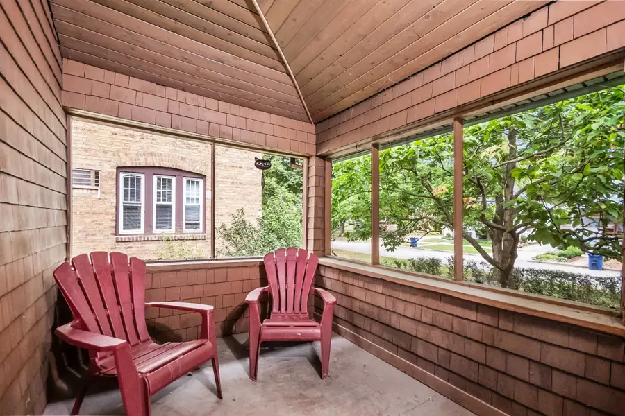 2330 Brown Avenue, Evanston, IL 60201 - #2