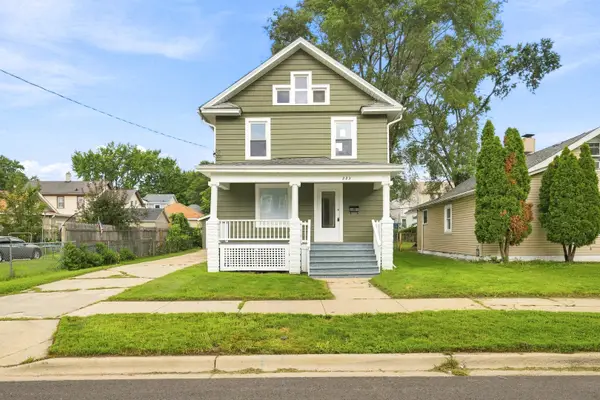 223 Bevier Place, Aurora, IL 60505