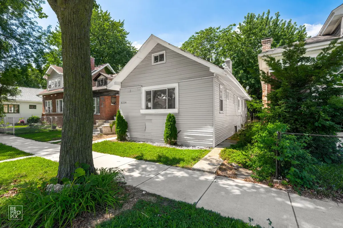 8234 S Kimbark Avenue, Chicago, IL 60619 - #1