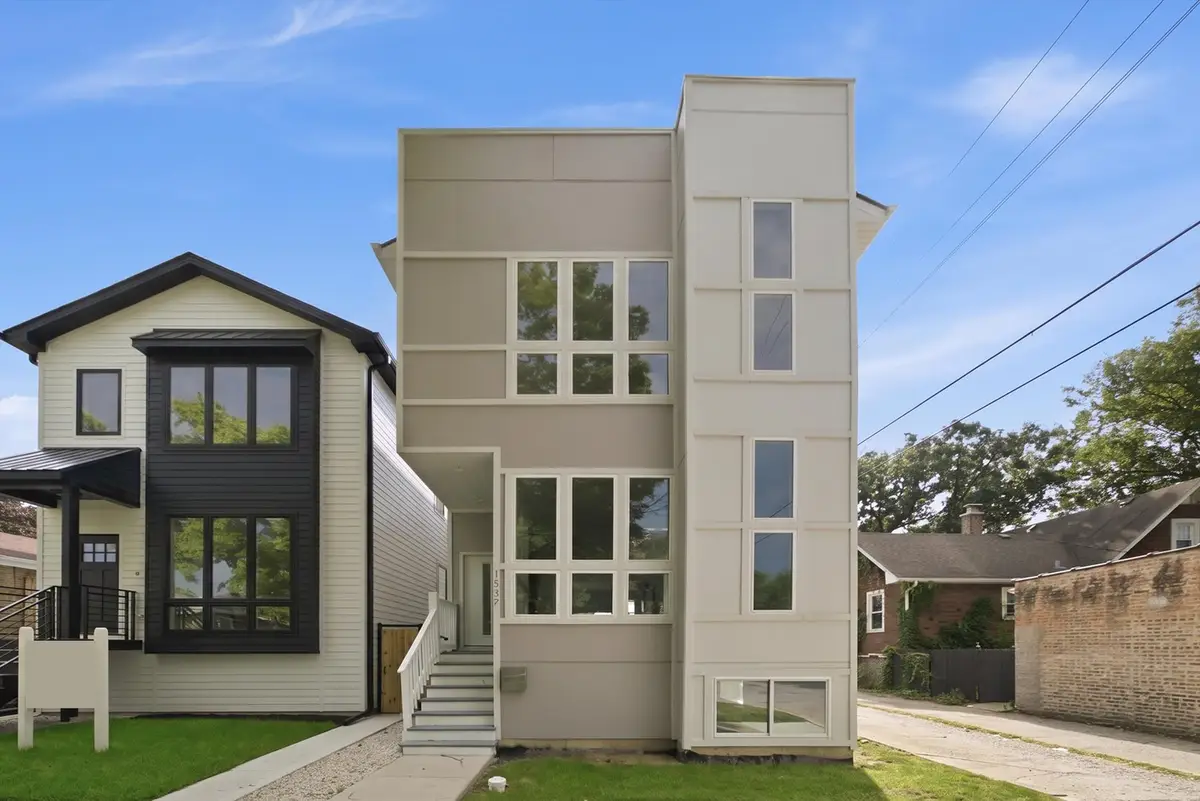1537 Scoville Avenue, Berwyn, IL 60402 - #1