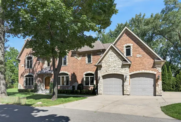 524 E Washington Avenue, Lake Bluff, IL 60044
