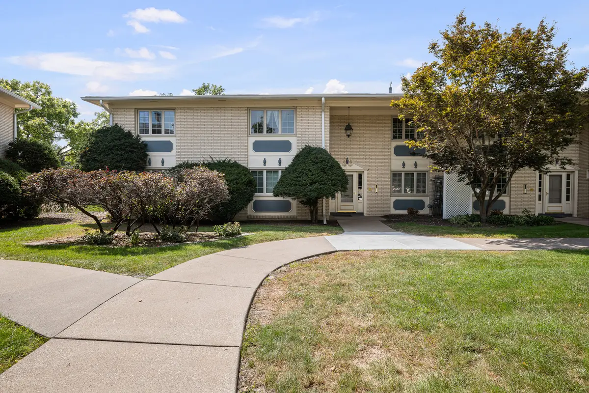 930 17th Street, Moline, IL 61265 - #1
