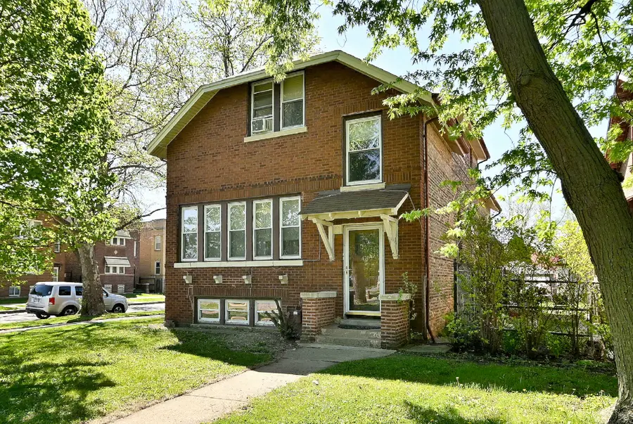 4703 W Parker Avenue, Chicago, IL 60639 - #2