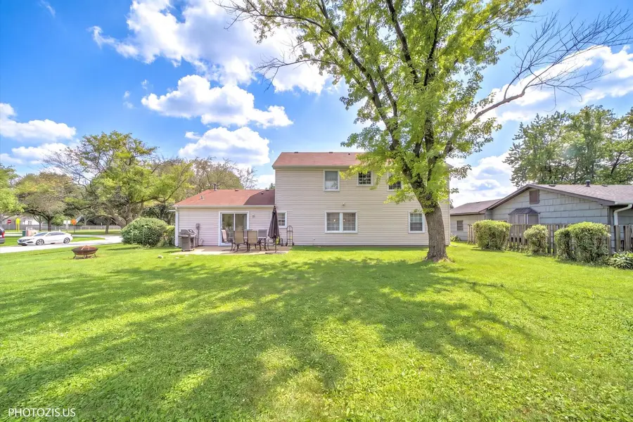 1111 Plum Grove Circle, Buffalo Grove, IL 60089 - #3