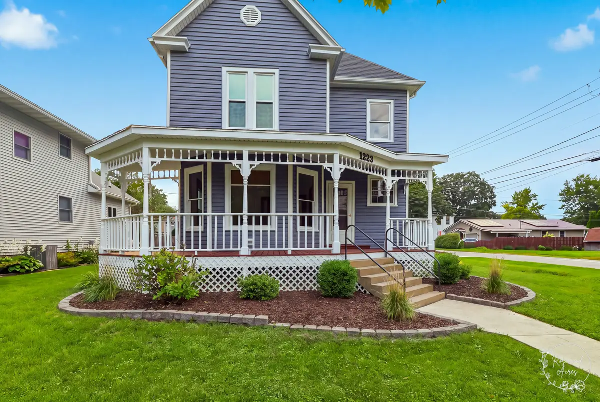 1223 N Locust Street, Pontiac, IL 61764 - #1