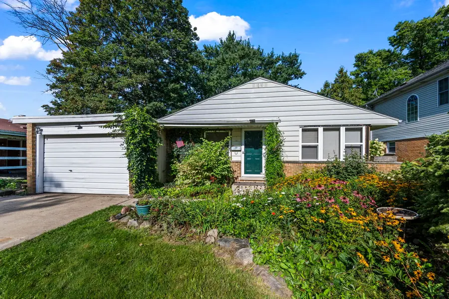 9420 Octavia Avenue, Morton Grove, IL 60053 - #2