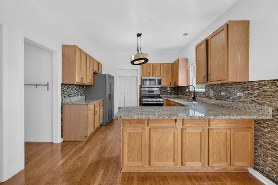 502 Crystal Court, Oswego, IL 60543 - #2