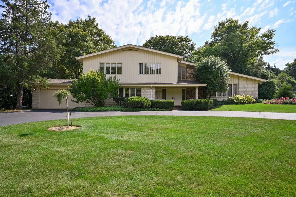 15 Croydon Lane, Oak Brook, IL 60523 - #1