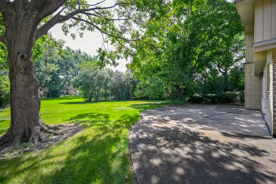 15 Croydon Lane, Oak Brook, IL 60523 - #2