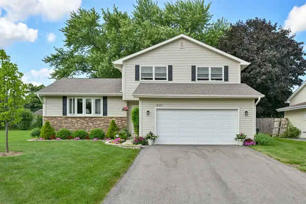 2109 Fairfield Road, Lindenhurst, IL 60046