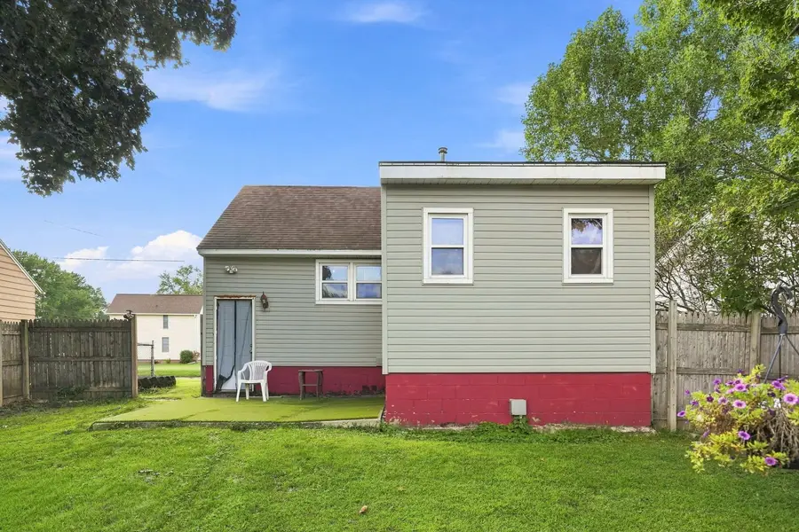 1306 13th Avenue, Sterling, IL 60181 - #3