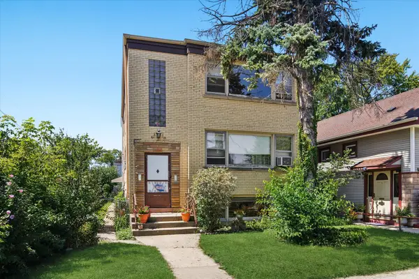 5214 N Leamington Avenue, Chicago, IL 60630