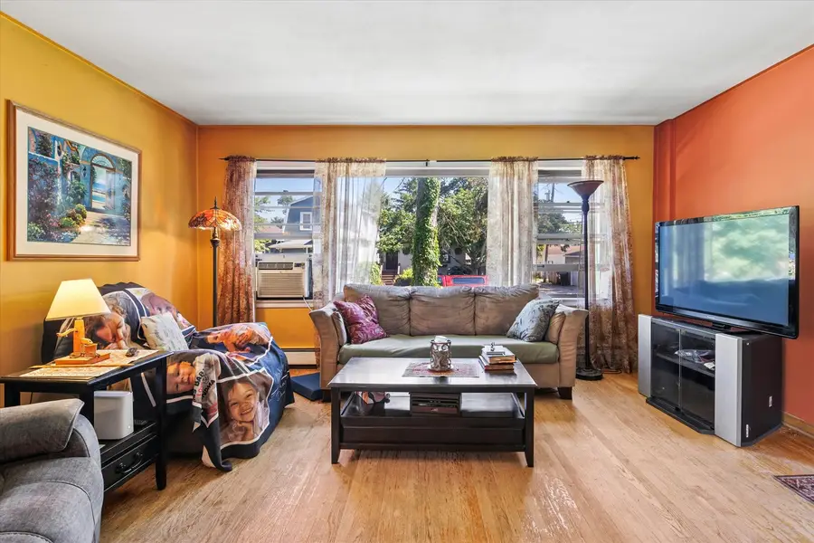 5214 N Leamington Avenue, Chicago, IL 60630 - #2