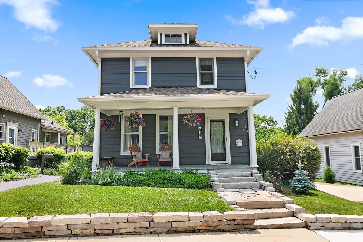 512 Barrington Avenue, East Dundee, IL 60118 - #1