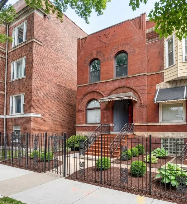 928 E 46th Street, Chicago, IL 60653