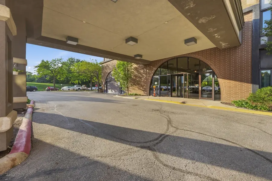 1 Renaissance Place #816, Palatine, IL 60067 - #3